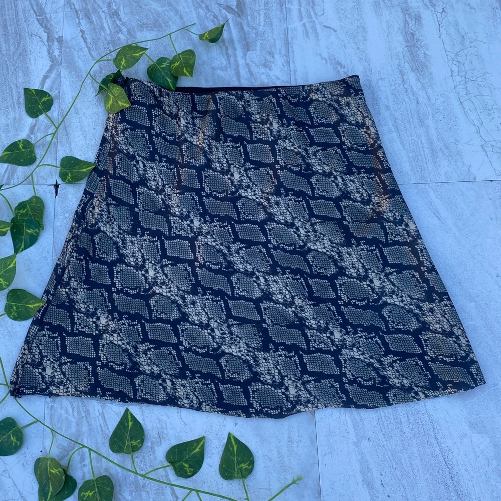 Urban Outfitters Snake Skin Y2K Mini Skirt Zip Animal Print Edgy Trashy Pattern - Picture 4 of 10